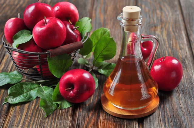 Zjistěte, proč byste měli zařadit do jídelníčku jablečný ocet
