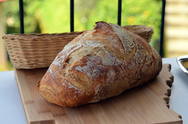 Jak upéct domácí cibulový chléb